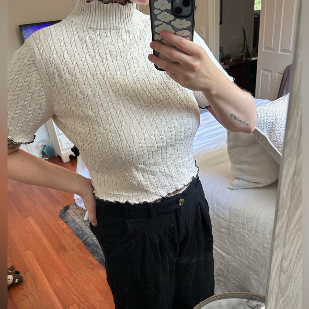 Urban Outfitters Valerie Stevens Cotton sweater tee